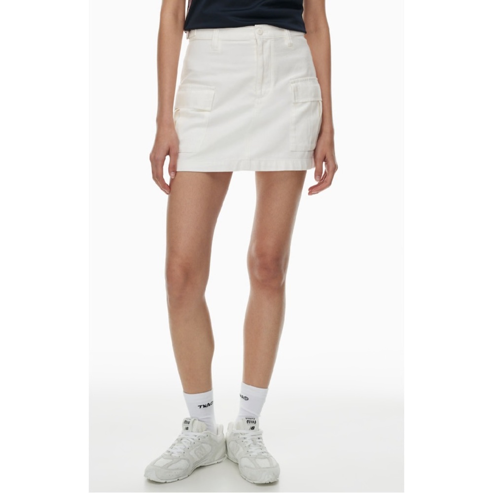 TNA | Aritzia Supply Cargo Micro Skirt in Garment Dyed Light Birch, Size 8
